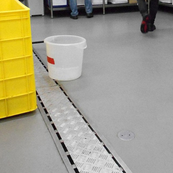 Flowfresh RT - (Anti-Microbial) Rake and Trowel Polyurethane Screed ...